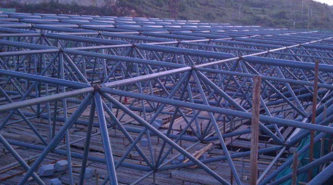 延边概述网架加工中对钢材的质量的过细恳求